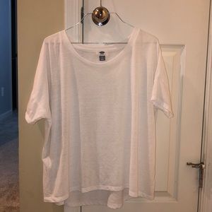 Old navy white tee
